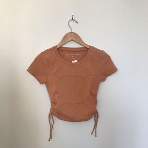 Side-Ruched Cropped Tee